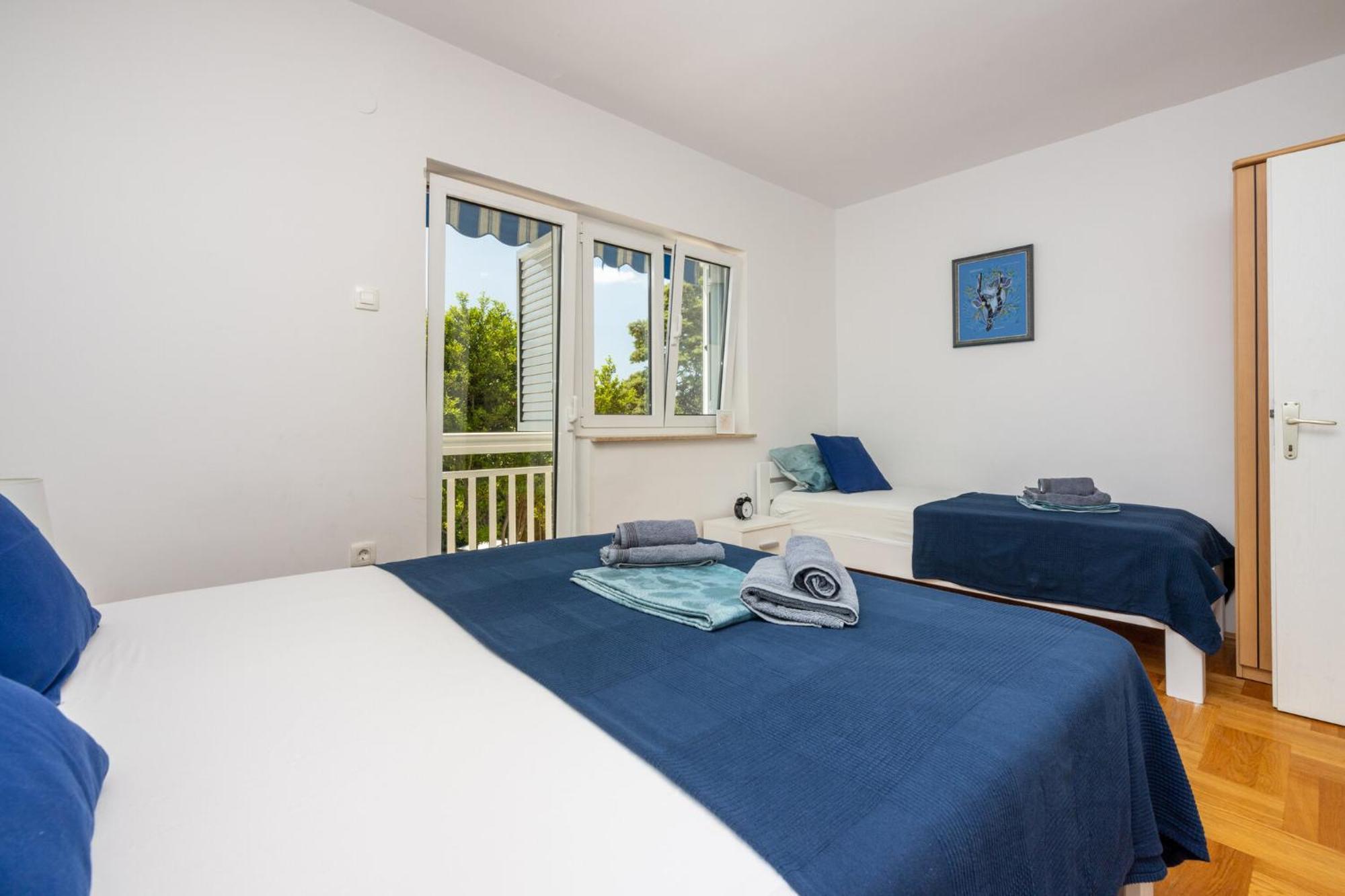 Podvezanec Apartment Dramalj Luaran gambar