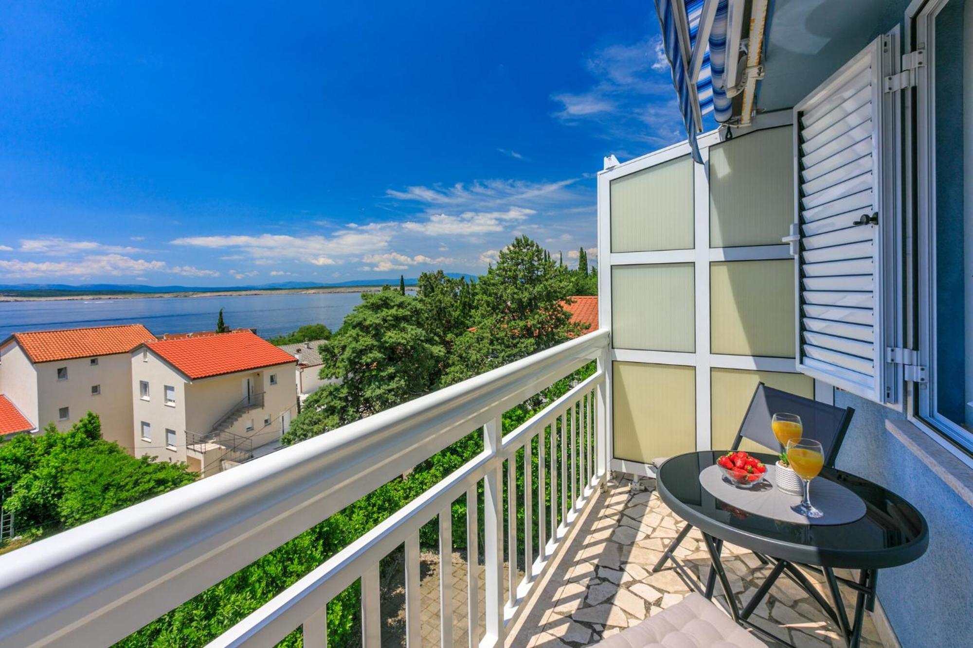Podvezanec Apartment Dramalj Luaran gambar
