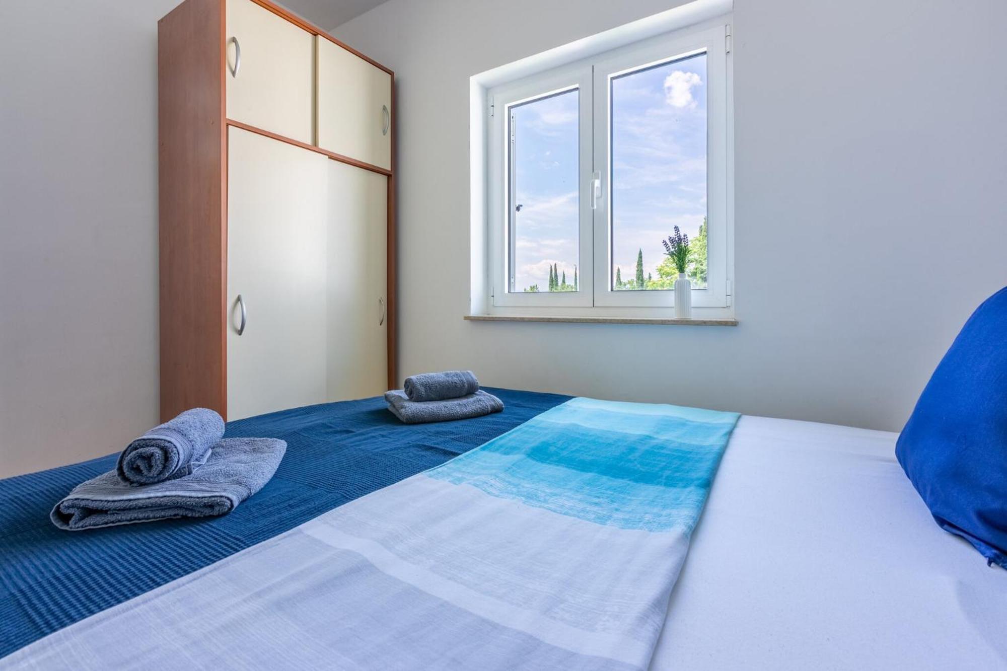 Podvezanec Apartment Dramalj Luaran gambar