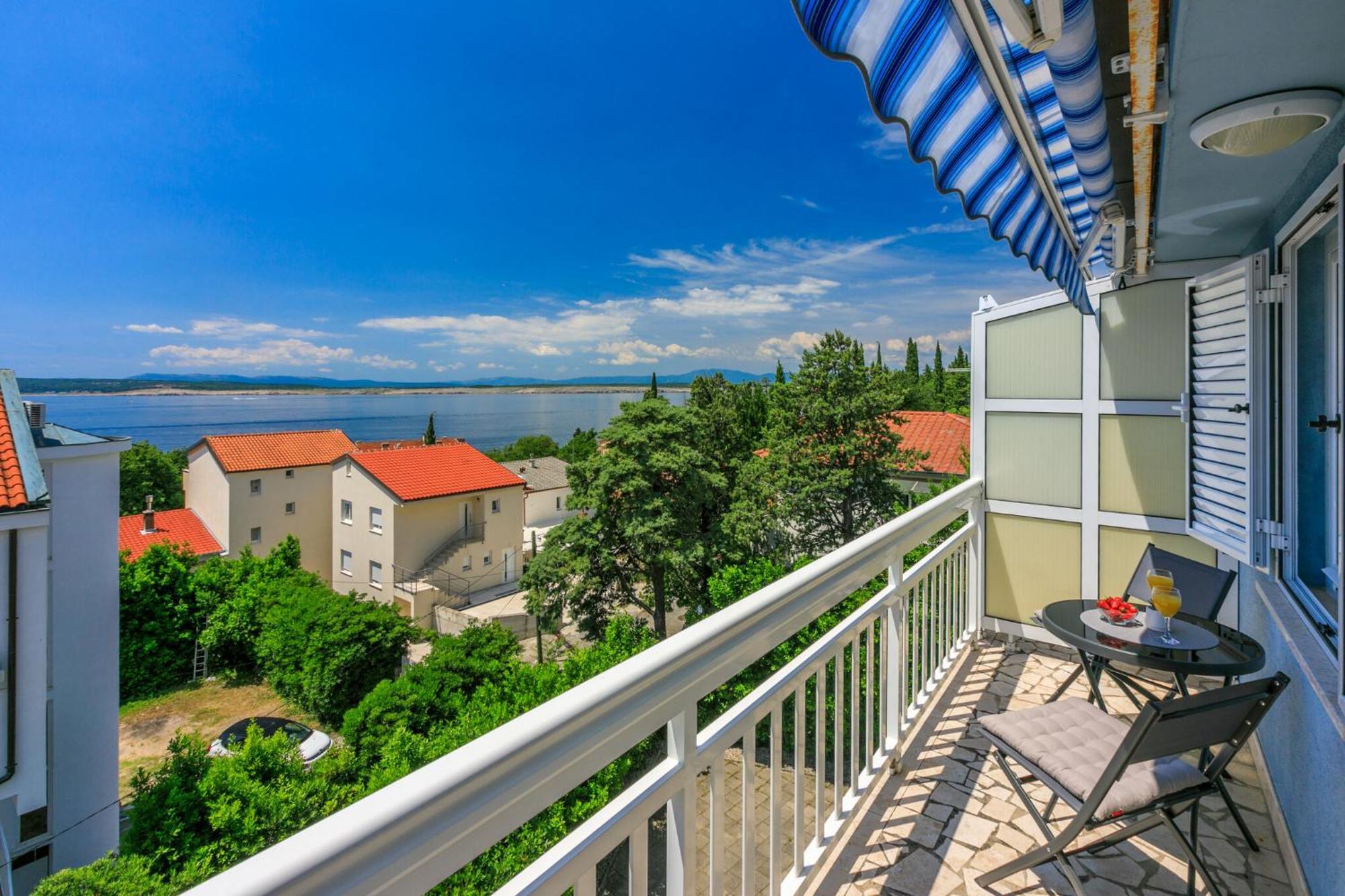 Podvezanec Apartment Dramalj Luaran gambar