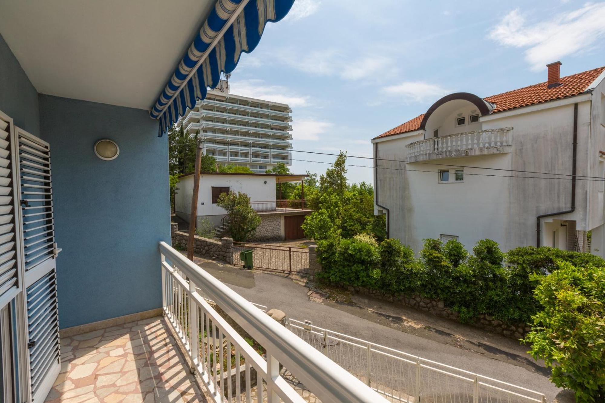 Podvezanec Apartment Dramalj Luaran gambar