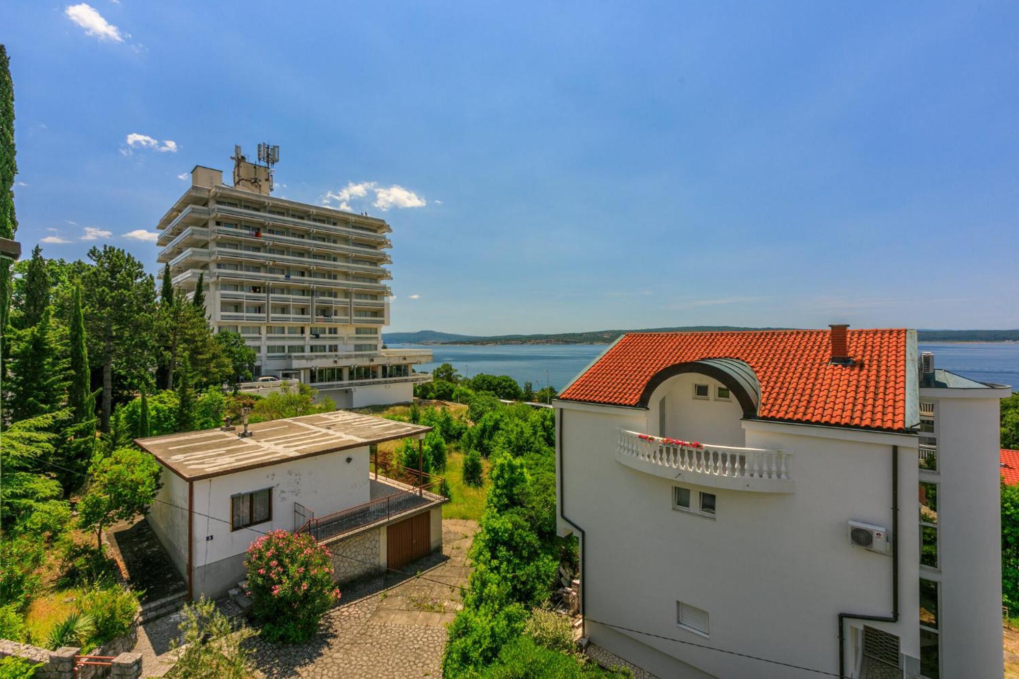 Podvezanec Apartment Dramalj Luaran gambar