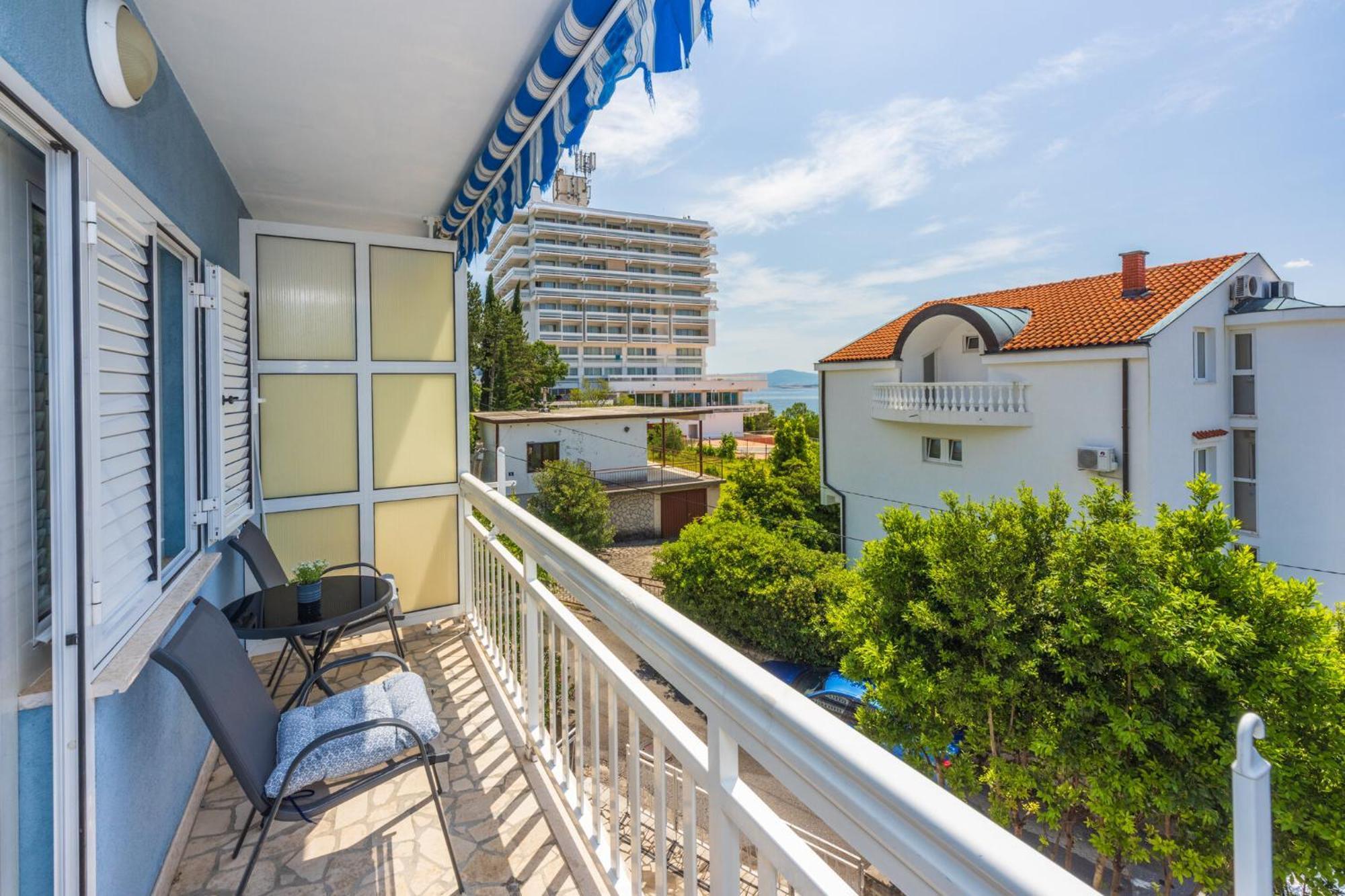 Podvezanec Apartment Dramalj Luaran gambar
